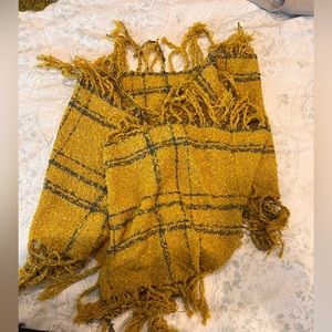 Grace & Lace infinity scarf